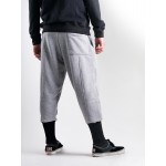 Komitska, grey sweatpants